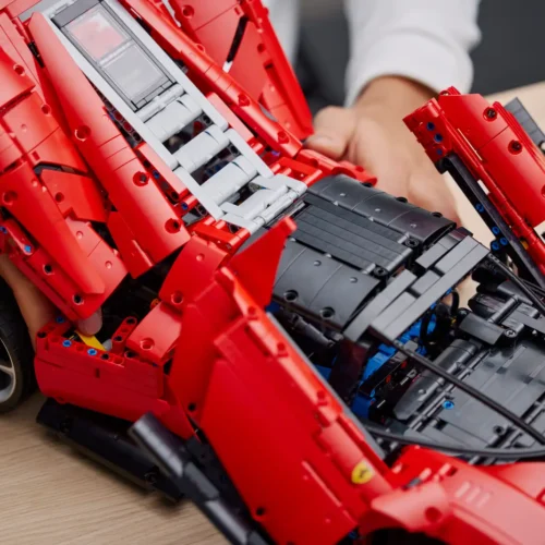 LEGO® Ferrari Daytona SP3 - Image 6