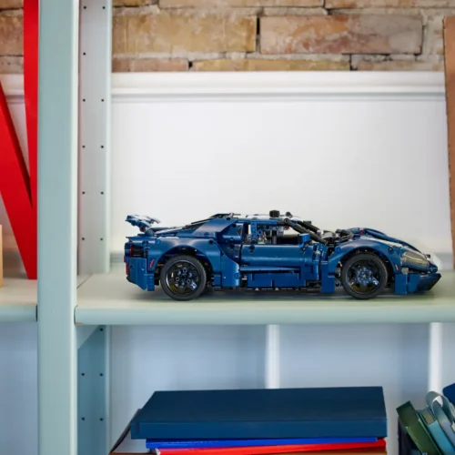 LEGO® 2022 Ford GT - Image 3