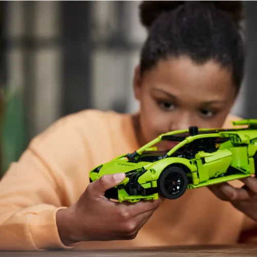 LEGO® Lamborghini Huracán Tecnica - Image 5