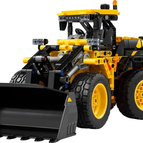 LEGO® Volvo L120 Electric Wheel Loader - Image 7